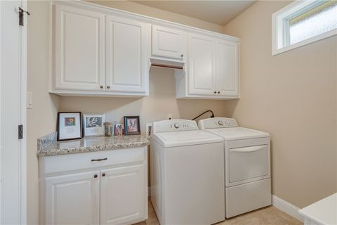 Tiny photo for 3048 Archer Circle, Bryan, TX 77808 (MLS # 25010735)