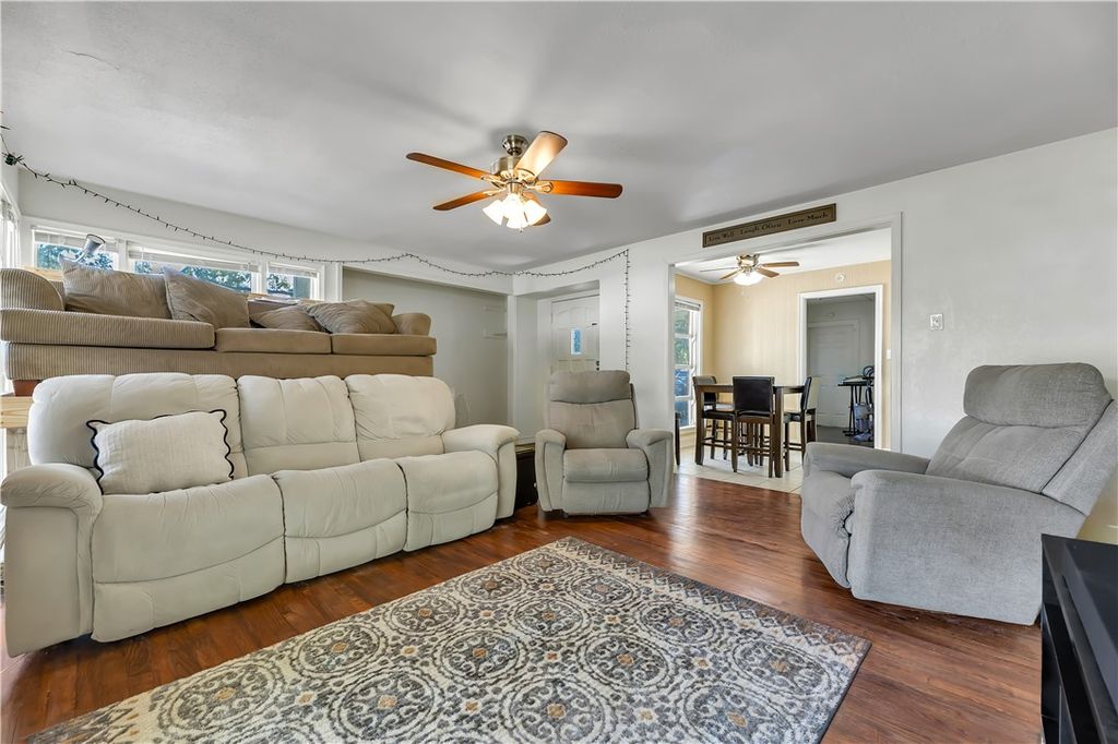 Photo of 520 Helena Street, Bryan, TX 77801 (MLS # 25011407)