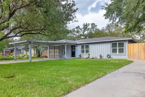 Photo of 2907 Georgia Avenue, Bryan, TX 77803 (MLS # 25011306)