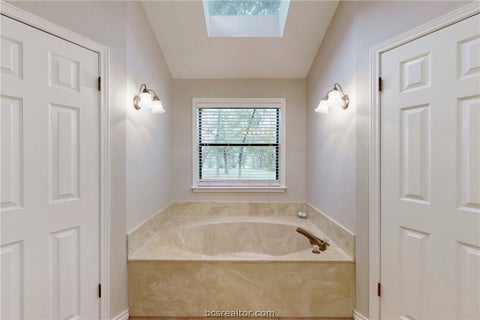 Tiny photo for 8516 River Ridge Drive, Hearne, TX 77859 (MLS # 26012252)