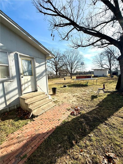 Tiny photo for 2105 N Karnes, Cameron, TX 76520 (MLS # 26001318)