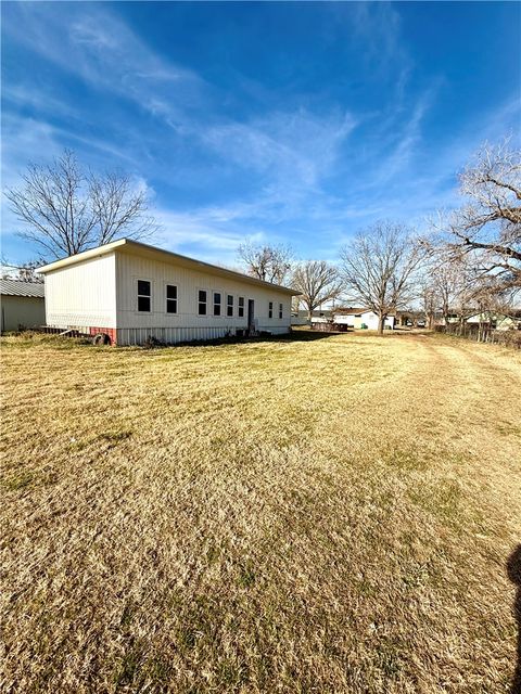 Tiny photo for 2105 N Karnes, Cameron, TX 76520 (MLS # 26001318)