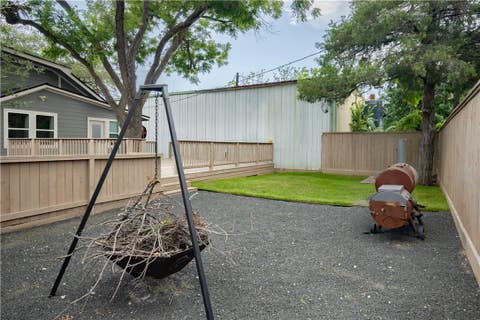 Tiny photo for 2709 S College Avenue, Bryan, TX 77801 (MLS # 26008976)
