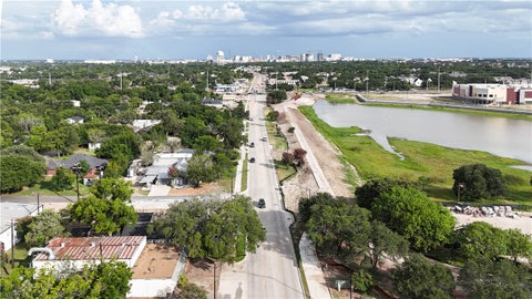 Tiny photo for 2709 S College Avenue, Bryan, TX 77801 (MLS # 26008976)