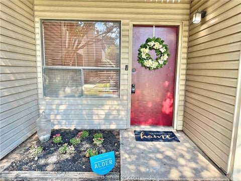 Photo of 1900 Dartmouth Street #H1, College Station, TX 77840 (MLS # 26012597)