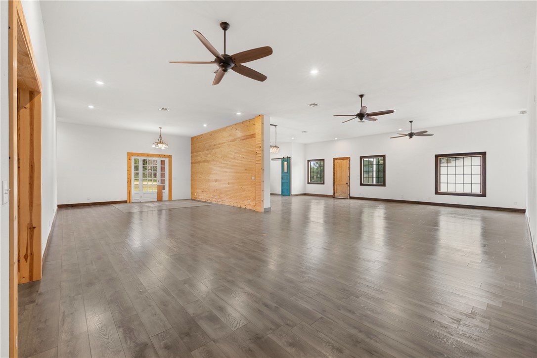 306 Tanglewood Lane