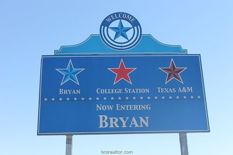 Tiny photo for 3015 Red Robin Loop, Bryan, TX 77802 (MLS # 26009080)