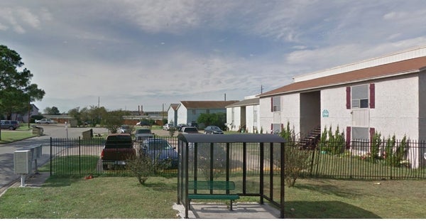 2701 POPLAR CIR APT G, BRYAN, TX 77801 - Image 5822ef20dc861d14b4edf83f8b4ff58a/3979054710