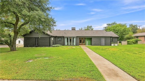Photo of 1108 Skrivanek Drive, Bryan, TX 77802 (MLS # 26010934)