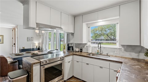 Tiny photo for 1108 Skrivanek Drive, Bryan, TX 77802 (MLS # 26010934)