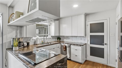 Tiny photo for 1108 Skrivanek Drive, Bryan, TX 77802 (MLS # 26010934)