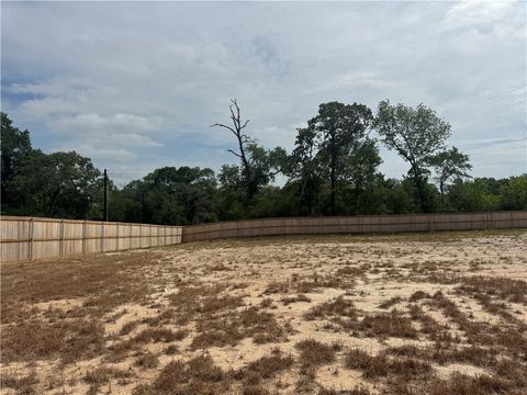 Tiny photo for 1642 Lucky Street, Bryan, TX 77803 (MLS # 26006110)
