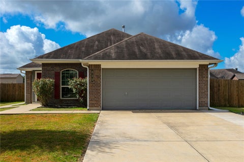 Photo of 2043 Chief Street, Bryan, TX 77807 (MLS # 26010237)