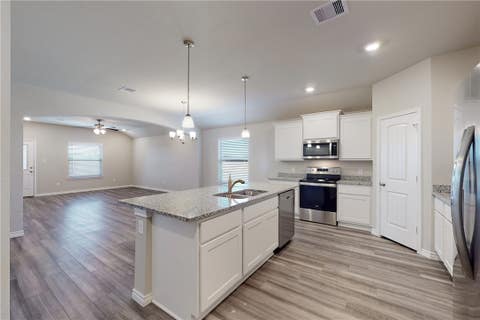 Tiny photo for 2043 Chief Street, Bryan, TX 77807 (MLS # 26010237)