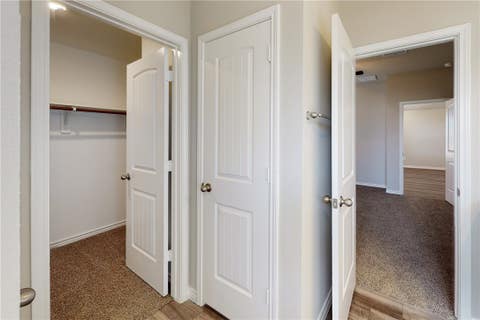Tiny photo for 2043 Chief Street, Bryan, TX 77807 (MLS # 26010237)
