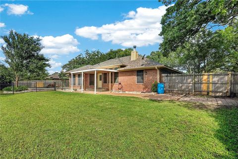 Tiny photo for 2925 Mirrormere Circle, Bryan, TX 77807 (MLS # 26006498)