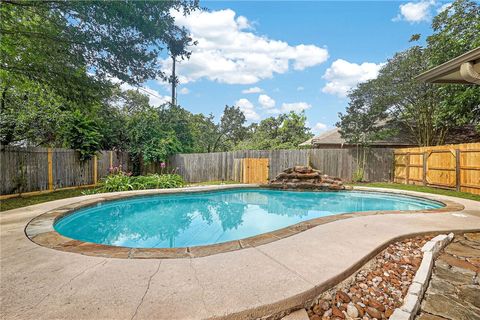 Tiny photo for 2925 Mirrormere Circle, Bryan, TX 77807 (MLS # 26006498)