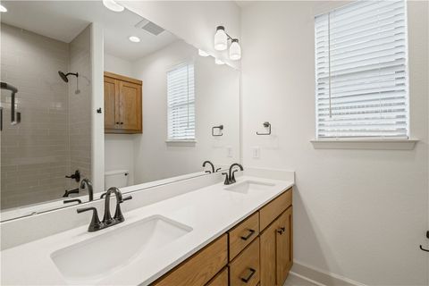 Tiny photo for 4031 Pacific Crest Way, Bryan, TX 77802 (MLS # 26000026)