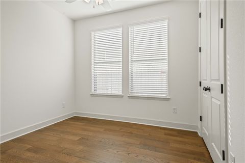 Tiny photo for 4031 Pacific Crest Way, Bryan, TX 77802 (MLS # 26000026)