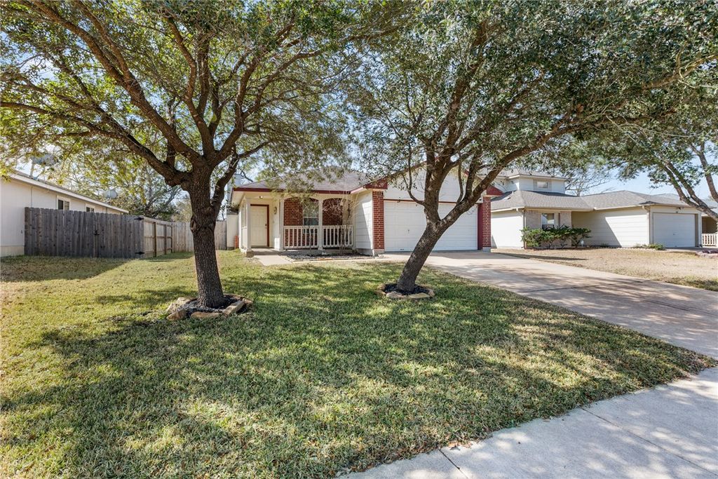 Photo of 4608 Northwood Drive, Bryan, TX 77803 (MLS # 26001340)