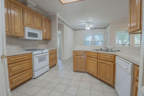 Tiny photo for 4609 Park Ridge RDG, Bryan, TX 77802 (MLS # 26012739)
