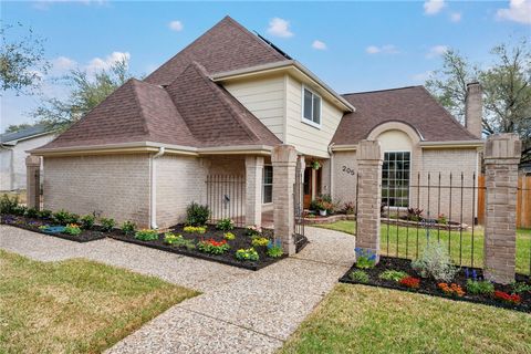 Photo of 205 Ember Glow Circle, College Station, TX 77840 (MLS # 26002883)