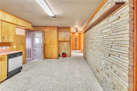 Tiny photo for 405 E Brown Street, Hearne, TX 77859 (MLS # 26002754)