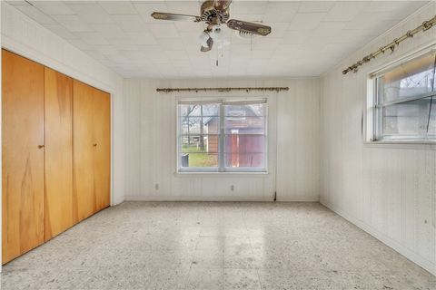 Tiny photo for 405 E Brown Street, Hearne, TX 77859 (MLS # 26002754)