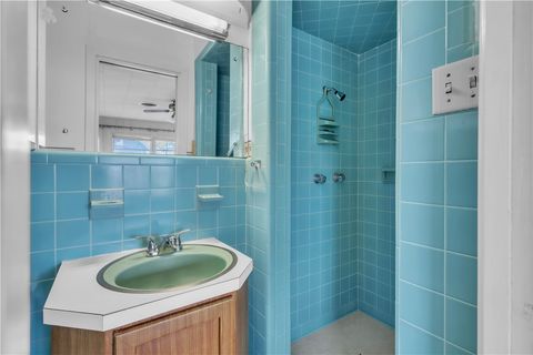 Tiny photo for 405 E Brown Street, Hearne, TX 77859 (MLS # 26002754)