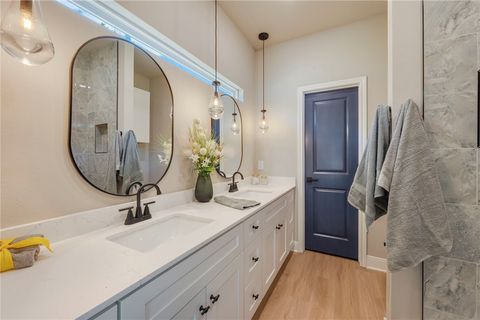 Tiny photo for 909 E 26th St, Bryan, TX 77803 (MLS # 26004543)