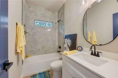 Tiny photo for 909 E 26th St, Bryan, TX 77803 (MLS # 26004543)