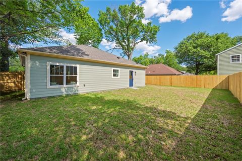 Tiny photo for 909 E 26th St, Bryan, TX 77803 (MLS # 26004543)
