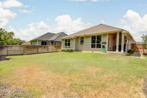 Tiny photo for 2030 Dumfries Drive, Bryan, TX 77807 (MLS # 26010778)