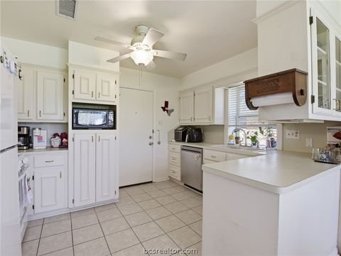 Tiny photo for 2011 Southwood Drive, College Station, TX 77840 (MLS # 26003440)