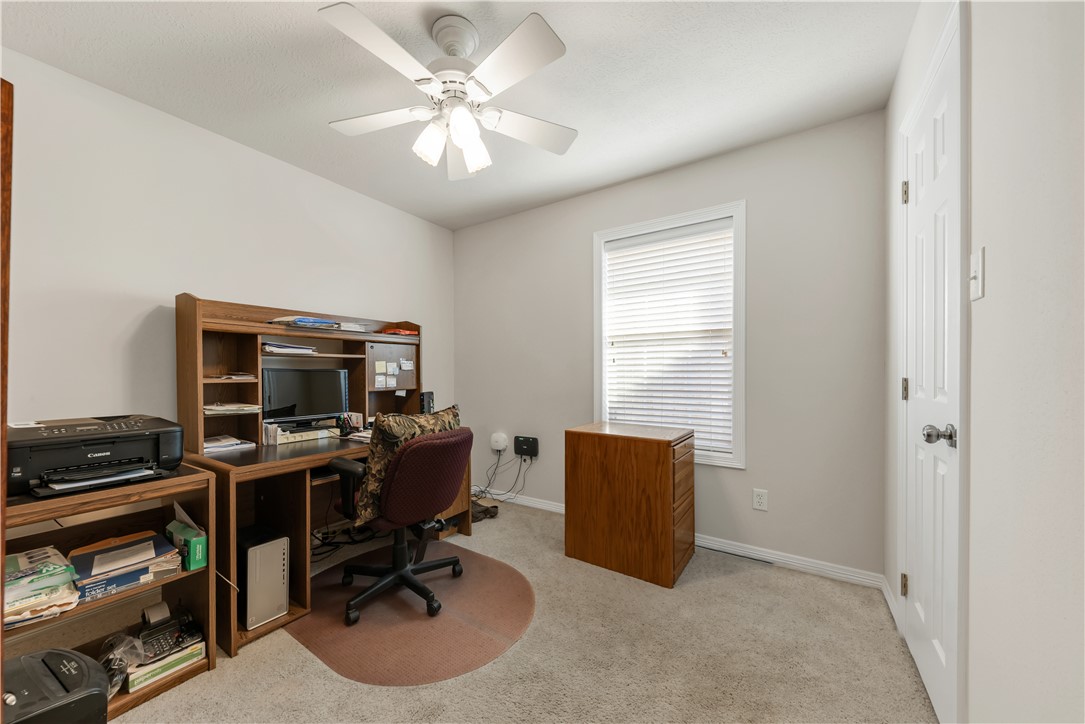 Bryan, Texas 77808, United States, 4 Bedrooms Bedrooms, ,2 BathroomsBathrooms,Residential,Pending,24390