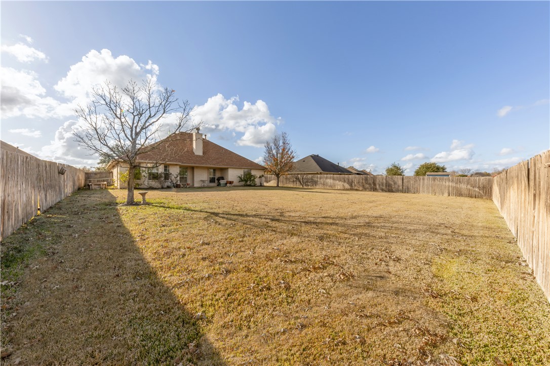 Bryan, Texas 77808, United States, 4 Bedrooms Bedrooms, ,2 BathroomsBathrooms,Residential,Pending,24390