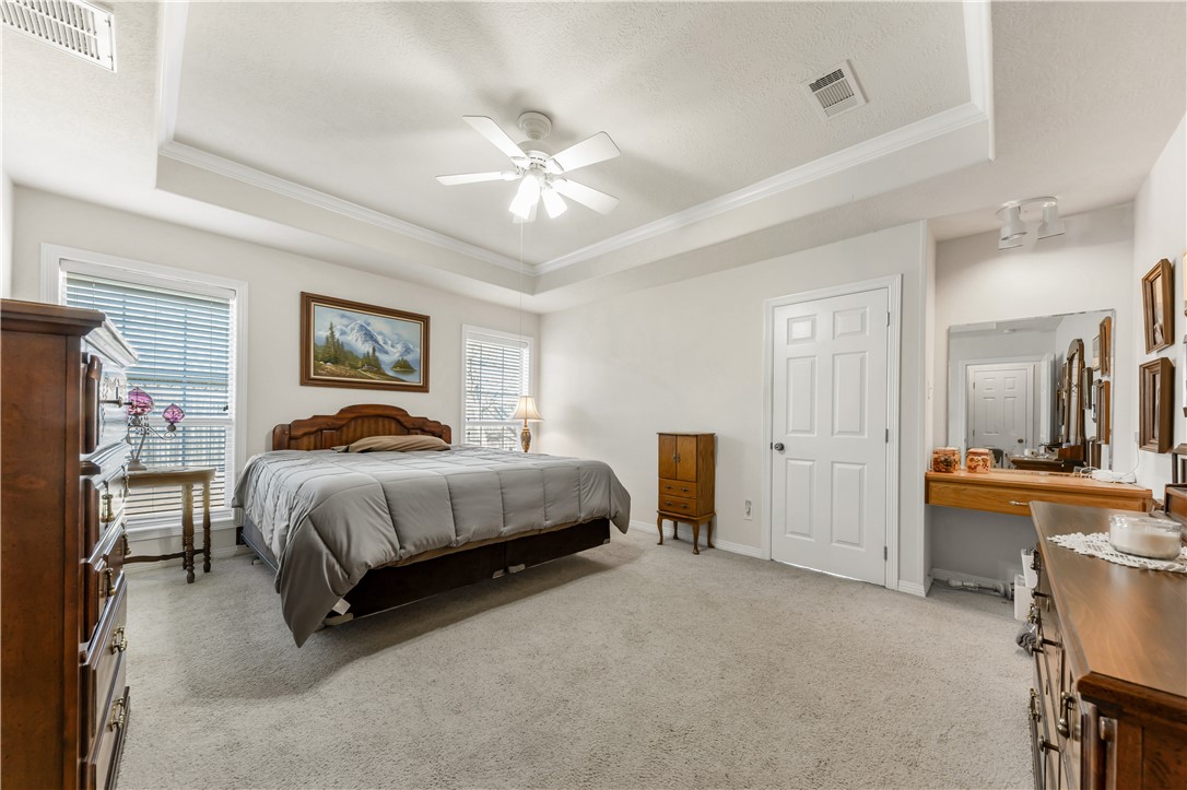 Bryan, Texas 77808, United States, 4 Bedrooms Bedrooms, ,2 BathroomsBathrooms,Residential,Pending,24390