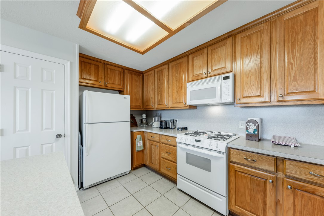 Bryan, Texas 77808, United States, 4 Bedrooms Bedrooms, ,2 BathroomsBathrooms,Residential,Pending,24390