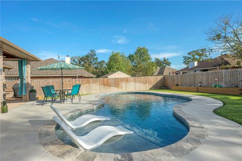 Tiny photo for 2302 Bastrop Circle, Bryan, TX 77808 (MLS # 25010885)