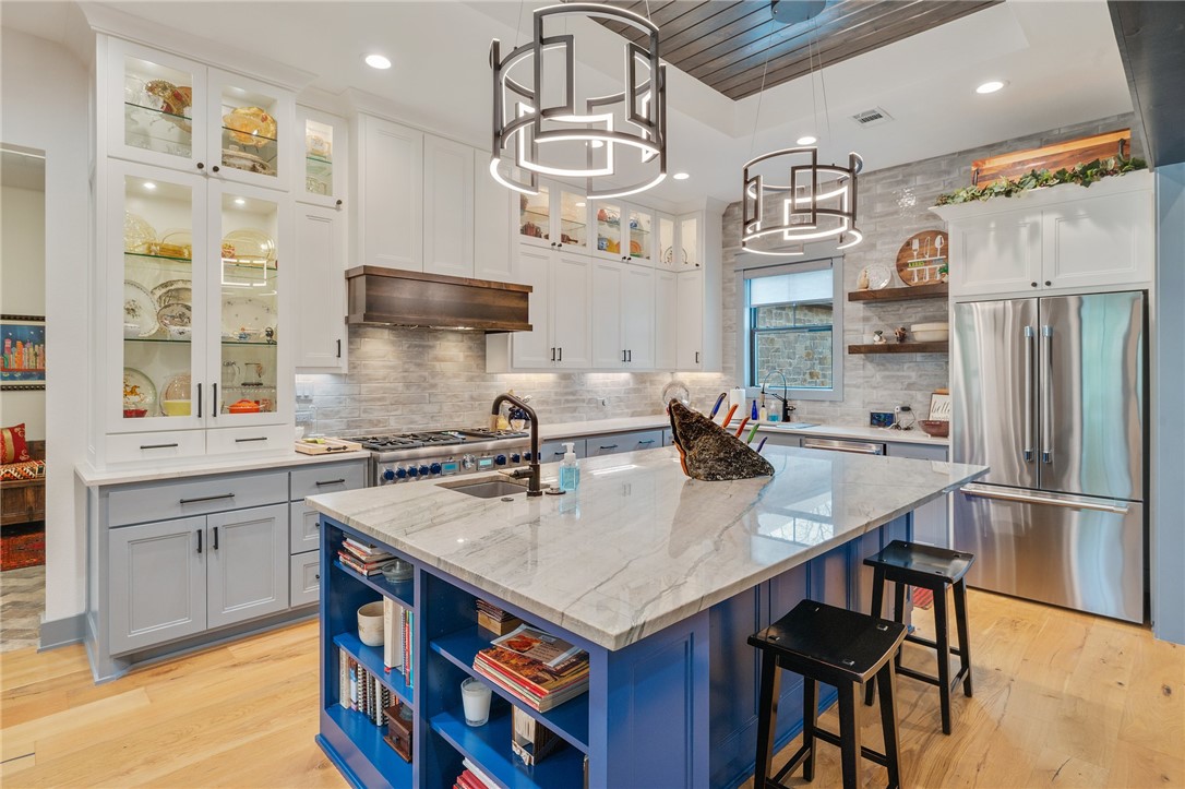 College Station, Texas 77845, United States, 4 Bedrooms Bedrooms, ,4 BathroomsBathrooms,Residential,Pending,2376