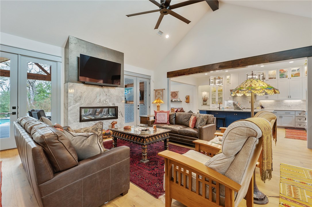 College Station, Texas 77845, United States, 4 Bedrooms Bedrooms, ,4 BathroomsBathrooms,Residential,Pending,2376