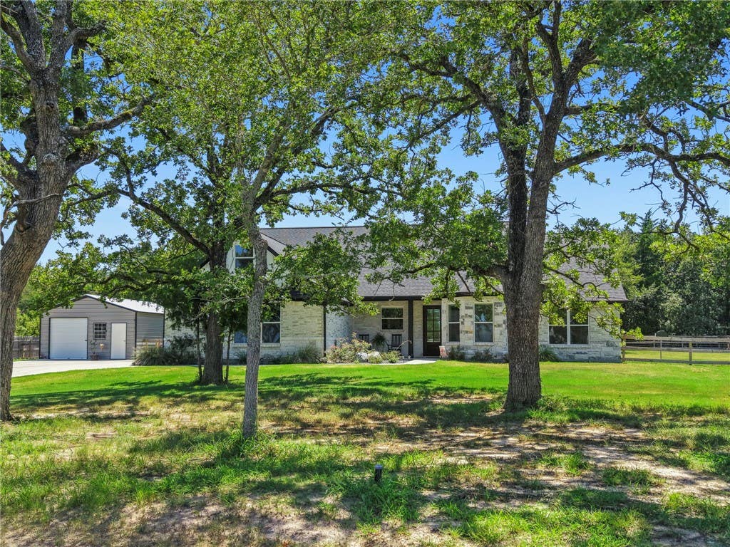 Photo of 7532 Field Creek Estates Drive, Bryan, TX 77808 (MLS # 26009412)