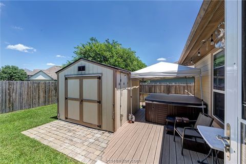 Tiny photo for 208 Boulder Drive, Navasota, TX 77868 (MLS # 26006052)