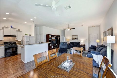 Tiny photo for 208 Boulder Drive, Navasota, TX 77868 (MLS # 26006052)