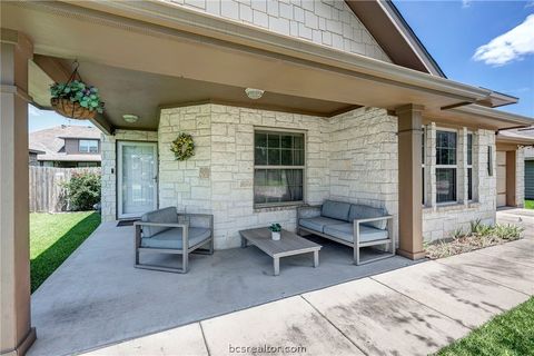 Tiny photo for 208 Boulder Drive, Navasota, TX 77868 (MLS # 26006052)