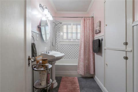 Tiny photo for 205 Barton Street, Hearne, TX 77859 (MLS # 26010336)