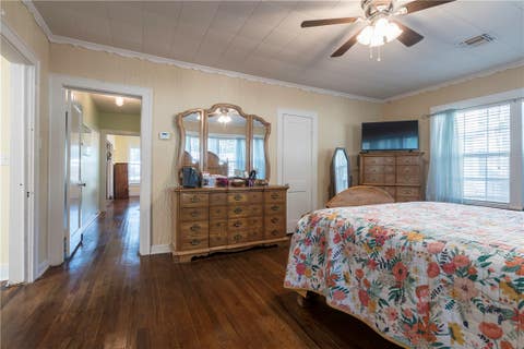 Tiny photo for 205 Barton Street, Hearne, TX 77859 (MLS # 26010336)