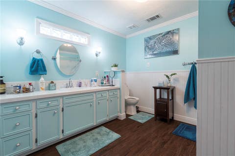 Tiny photo for 205 Barton Street, Hearne, TX 77859 (MLS # 26010336)