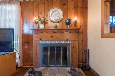 Tiny photo for 205 Barton Street, Hearne, TX 77859 (MLS # 26010336)