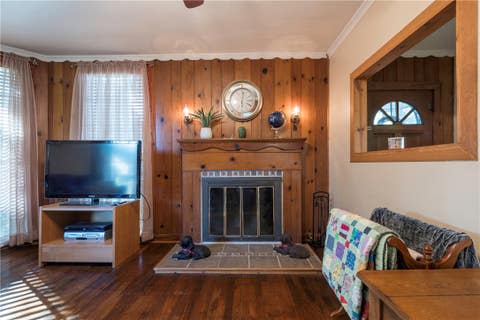 Tiny photo for 205 Barton Street, Hearne, TX 77859 (MLS # 26010336)